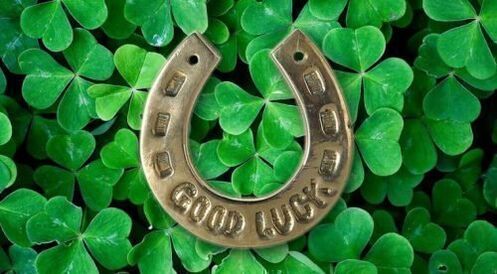 good luck horseshoe talisman