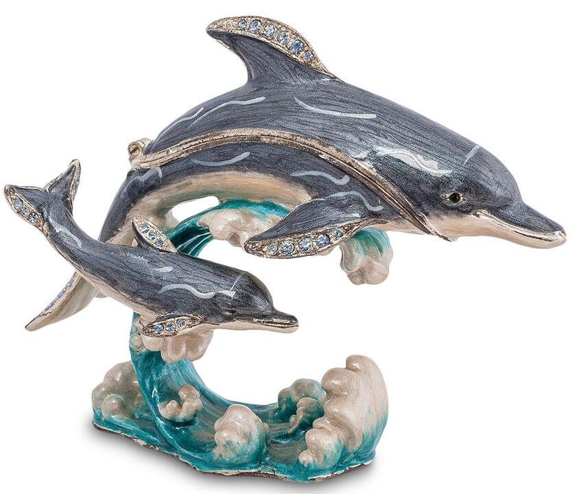 dolphin figurine to attract good luck